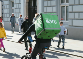 How to Maintain a Healthy Diet in a Busy Life and Avoid Relying on Takeout