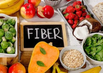 Eating Healthy But Always Bloated? You Might Be Misunderstanding the Truth About High-Fiber Diets