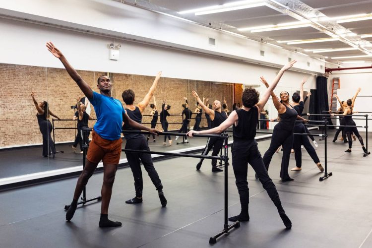 Dancing Across Cultures: How Community Dance Projects Promote Fitness and Unity