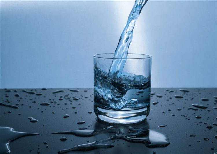 Does Drinking Enough Water Every Day Really Improve Focus?